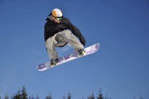 snowbaord injuries from foosh injury image